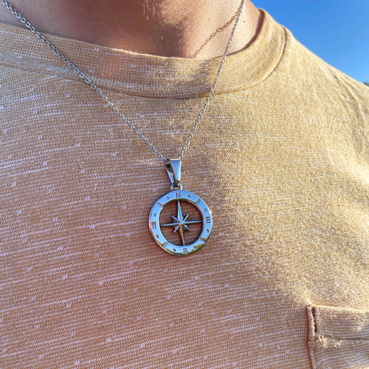 Collar Rosa de los Vientos — Acero quirúrgico